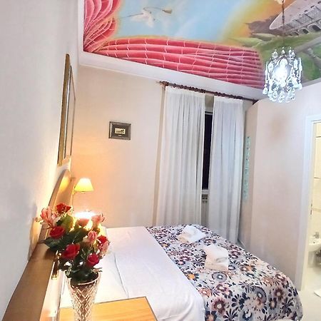 רומא Nahid Accommodation מראה חיצוני תמונה