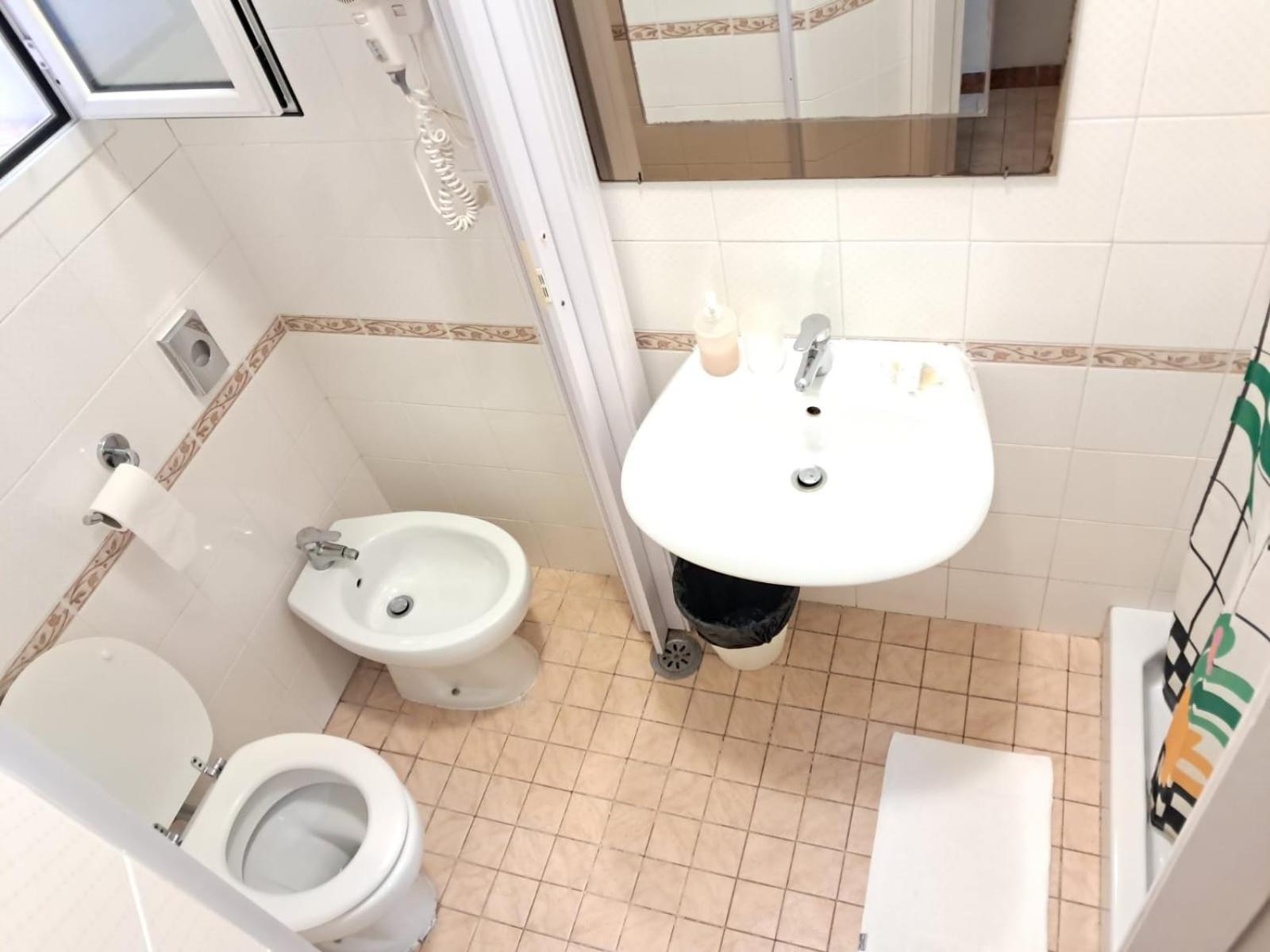 רומא Nahid Accommodation מראה חיצוני תמונה